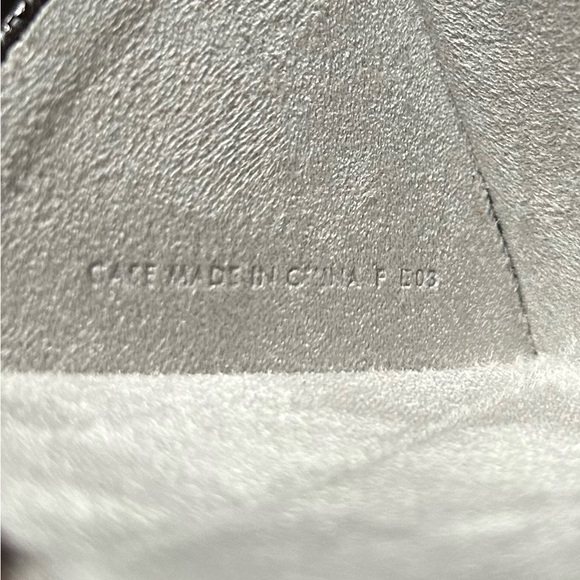 Gucci Guccissima Chocolate Brown Sunglasses Case Cardholder - Picture 8 of 16